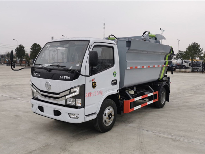 國六小多利卡7方無泄漏壓縮垃圾車